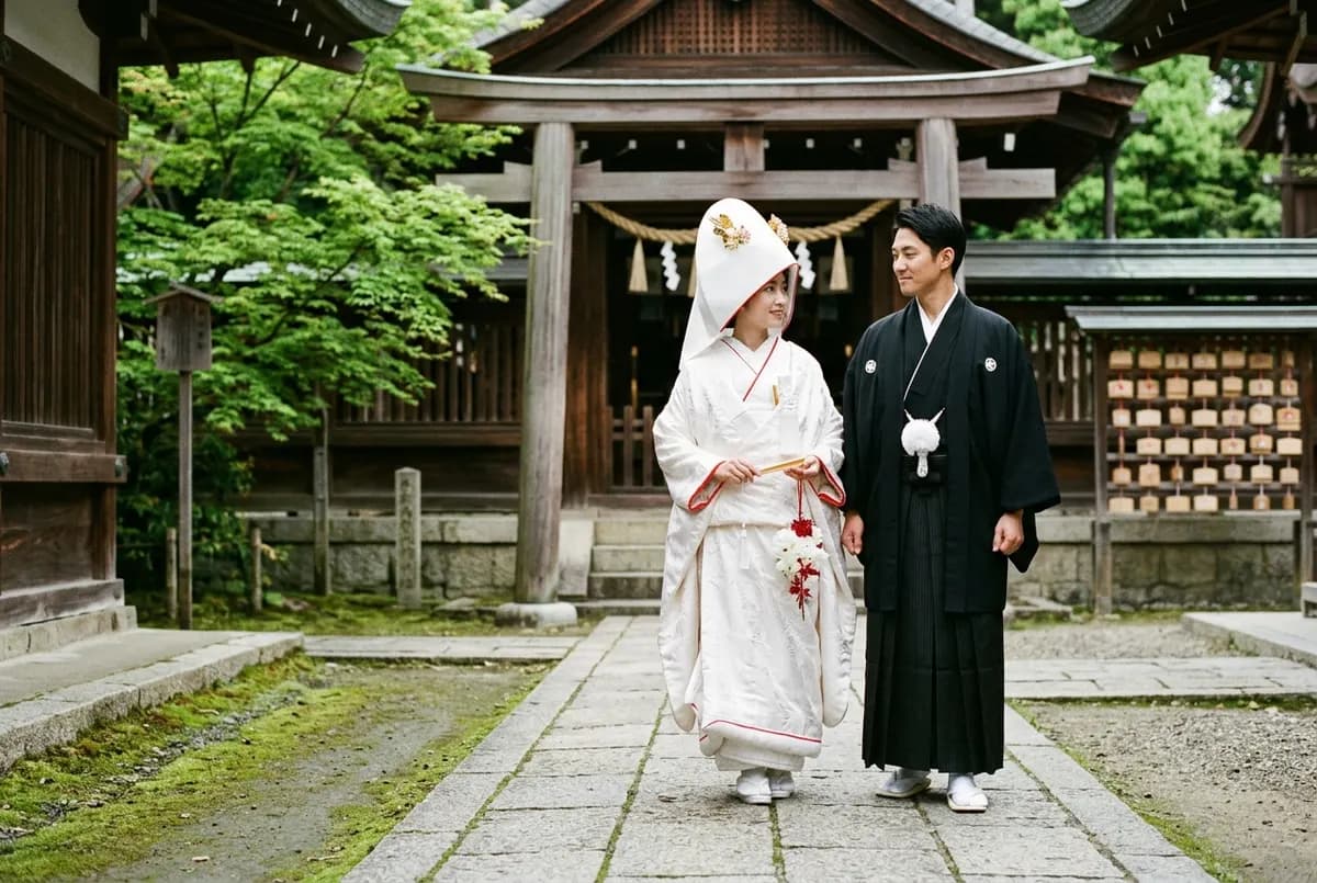 The Shinto wedding — sacred sake, white silk, and the photos that follow