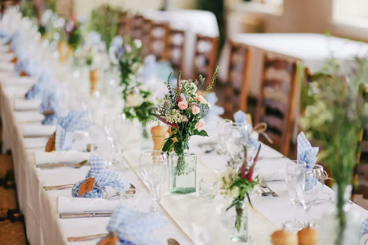 Chuppah and the broken glass — the Jewish wedding moments every guest is waiting to photograph